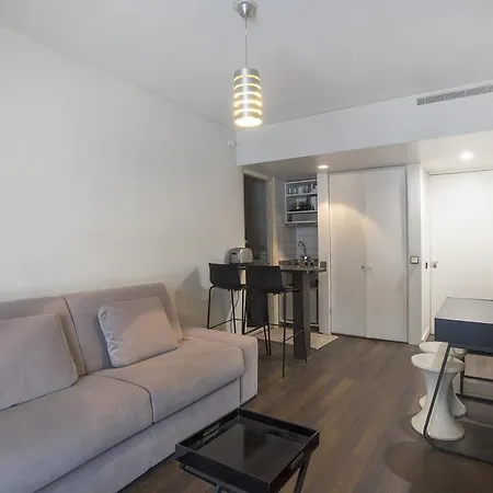 Etoile Foch Apartment *